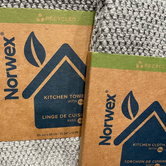 NORWEX Diamond Textured Kitchen Towel & Cloth Set Graphite with Pomegranate Trim - Picture 12 of 16